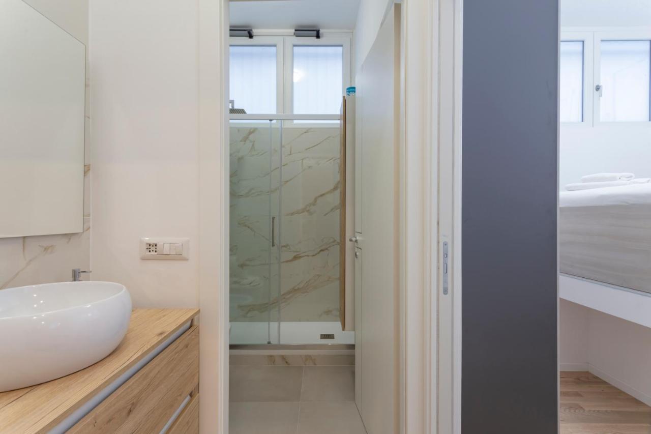 I Host Apartment - Val Strona 6 Milano Exterior foto